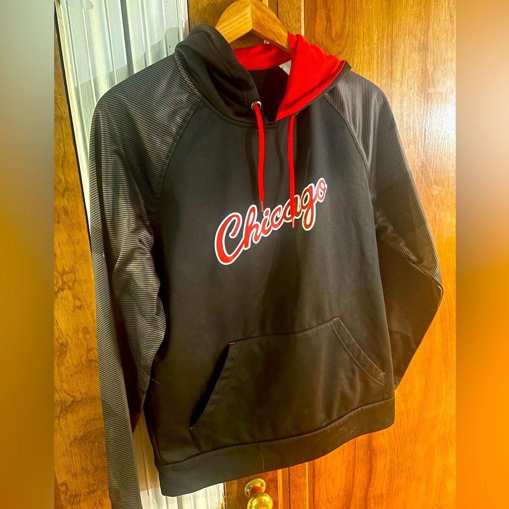 Hardwood classic bulls hoodie size medium